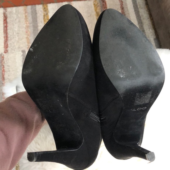 Aldo Black Suede Boot with Gold zipper detail - Picture 4 of 8